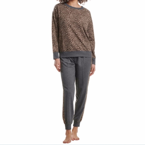 NWT SPLENDID Leopard Print Two Piece Lounger Pajama Jogger Set - Picture 2 of 3